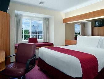 Microtel & By Wyndham Ann Arbor